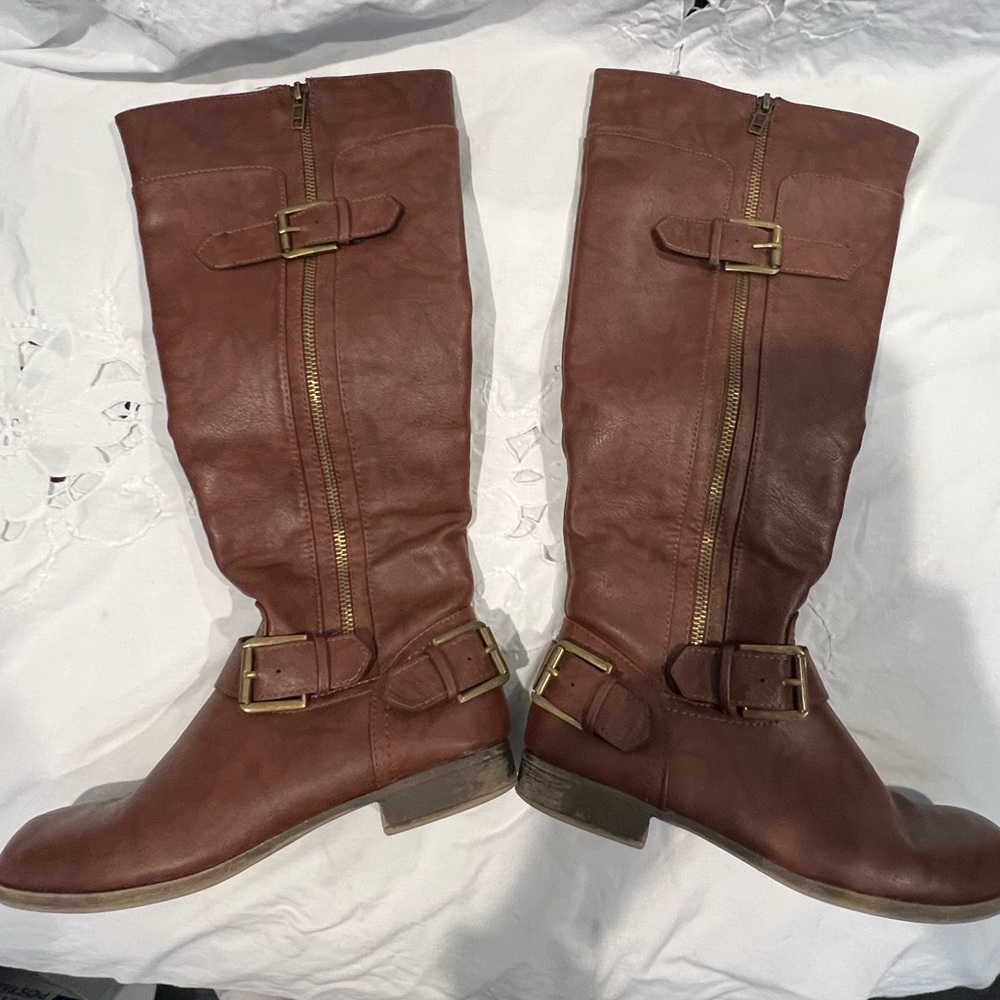 JUST FAB Brown boots